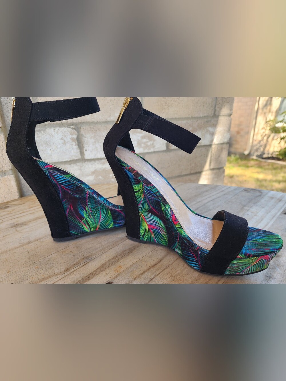 ShoeDazzle Ebani Tropical Palm Platform Wedge Heels Black Size 10 - Picture 5 of 10
